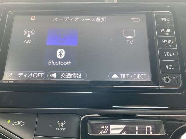 純正SDナビ、地デジTV付き、CDも再生可能です！ナビ付き条件でお探しの方は必見です！