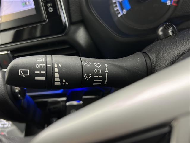 【運転席操作部】快適なドライブを楽しむための機能が装備されています！運転席から触れるので、使いやすいです！除菌プランいれていただくと、さらに清潔で安心していただけます！
