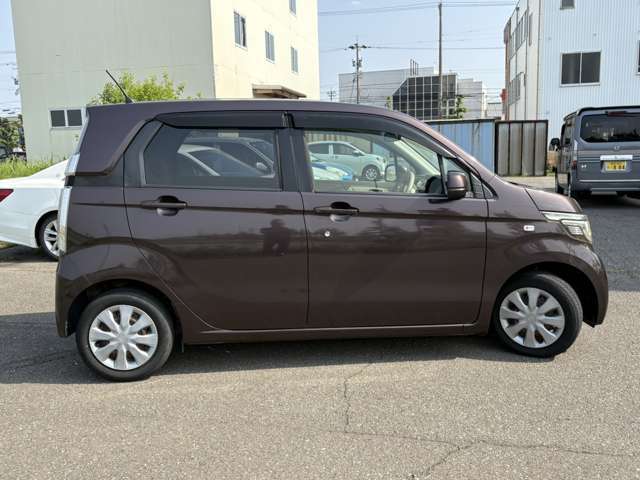 店頭にて展示中ですので、是非、ご来店・お問い合わせ下さい。スタッフ一同お待ちしております。