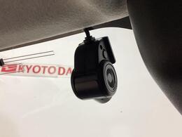 当店はメーカー直営のダイハツ正規ディーラーです。厳選された中古車をきっちりと整備してお納めいたしますので、安心のカーライフをご堪能いただけます☆