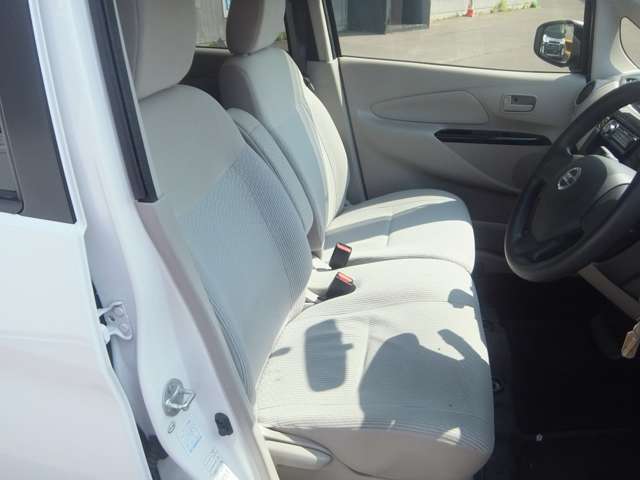 最後まで当店のお車をご観覧頂き誠に有難うございましたm(_ _)m　従業員一同、お客様からのお問い合わせを心よりお待ち申し上げます。