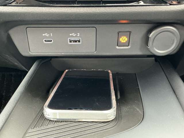ワイヤレス充電も可能です！