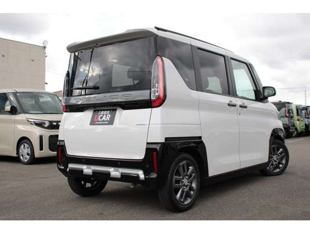 当店では全国へ輸送・納車をいたしております★輸送費用はお客様のお住まいや車種によって異なりますのでお気軽にお問い合わせください。