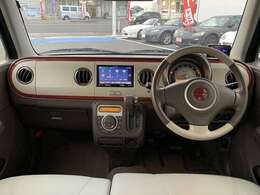 メモリーナビTV　Bluetooth　バックカメラ　ETC　ドラレコ　シートヒーター付き専用レザー調シート　スマートキー　プッシュスタート　HIDオートライト　革巻きハンドル　アイドリングストップ　試乗OK