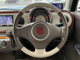 メモリーナビTV　Bluetooth　バックカメラ　ETC　ドラレコ　シートヒーター付き専用レザー調シート　スマートキー　プッシュスタート　HIDオートライト　革巻きハンドル　アイドリングストップ　試乗OK