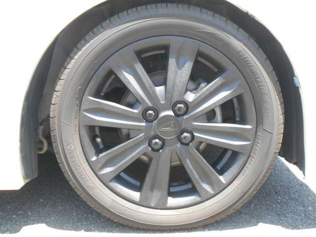 お問い合わせの車輌はダイハツホットステーション戸次店に展示しています。ご問い合わせは：TEL097-597-6699：までお気軽にご連絡下さい♪