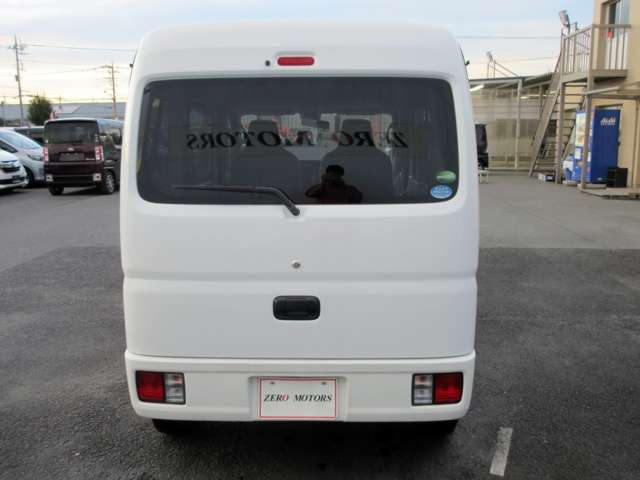 【ZERO MOTORS上尾店コンパクト＆軽自動車専門店】　展示台数在庫400台以上の大型展示場です。（埼玉県上尾市）軽自動車・軽バン・軽ワゴン・HVコンパクトカー・コンパクトカーなど多数展示中です。