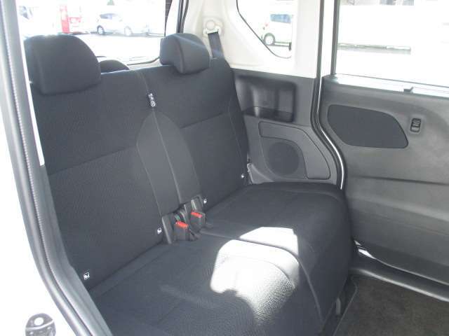 メール又はお電話でご連絡を頂ければ、常磐線龍ヶ崎市駅又は常総線入地駅（それぞれの所要時間約5分）までの送迎を行います。是非ご活用ください。