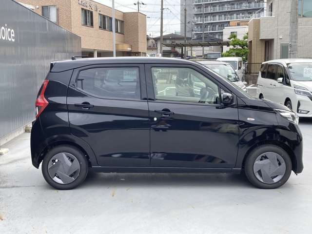 運転席側からの写真です。