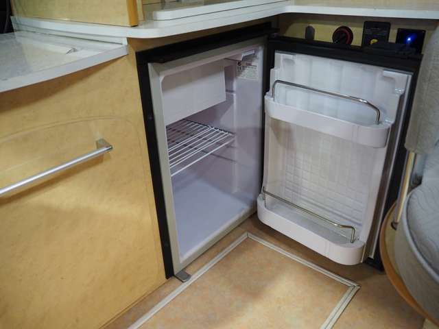 45L冷蔵庫装備！