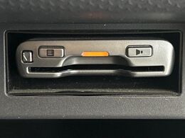 【ETC】高速道路の料金所をストレスなく通過！話題のスポットやサービスエリアに多い「スマートIC」利用時は必須のアイテムです。当店でセットアップを実施、ご納車当日からすぐにご利用いただけます！