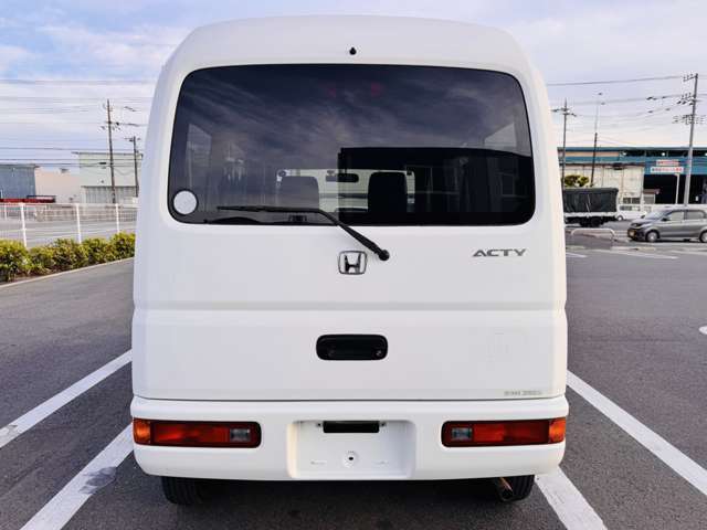 ラゲッジスペースも広く、旅行の荷物からベビーカーまで多種多様な荷物を収納可能となります！