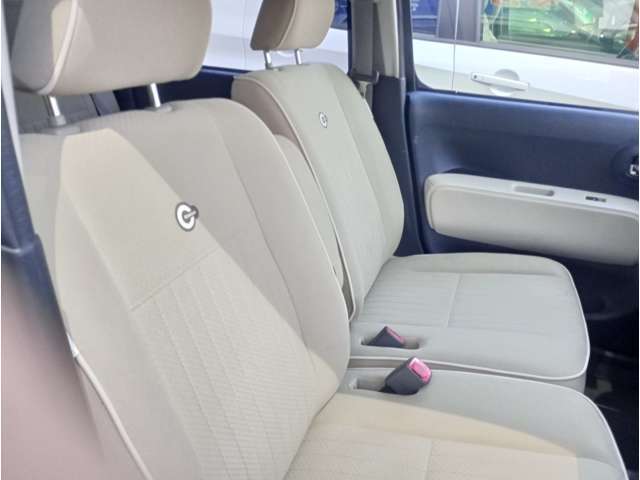 パーキングダッシュ！ご来店時には女性スタッフがお出迎えに♪初めてのお客様も安心して駐車していただけます。ご用件をお申し付けください。