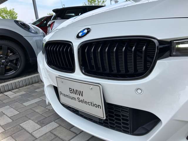 このお車は【浦和美園支店】に展示中です！ご来場、お問い合わせをスタッフ一同お待ちしております。＜住所＞埼玉県さいたま市緑区美園6-11-1　＜TEL＞048-812-2525