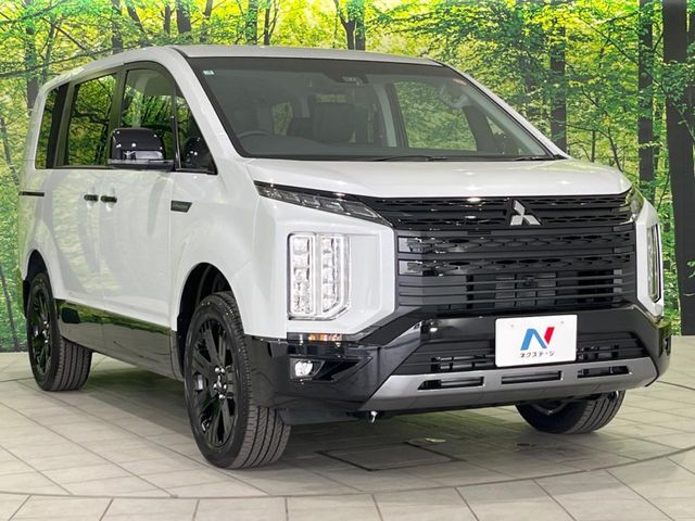 大好評のボディコーティング「弾スプラッシュコート」もご納車までに施工可能。通常のガラスコートと異なる、耐久年数6年の無機質ガラスコーティングが、ボディをキレイな状態に保ってくれます。