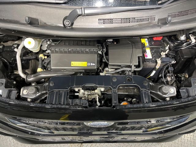 親切・丁寧な専門メカニックスタッフが応対！・車検・点検整備・事故等の修理などアフターサービスも安心。お車のカスタマイズもネクステージのサービススタッフまでご相談ください！