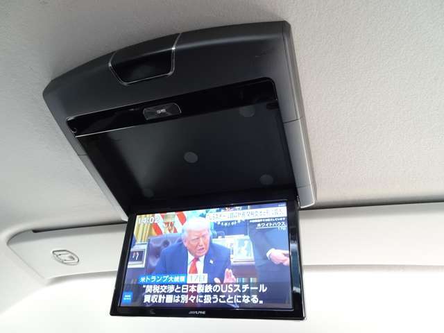 後席モニター！