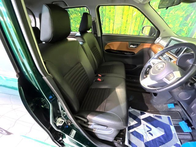 運転席シート廻りは使用感も少なく、良好な状態となっています。丁寧に使われていたことがよくわかりますね。