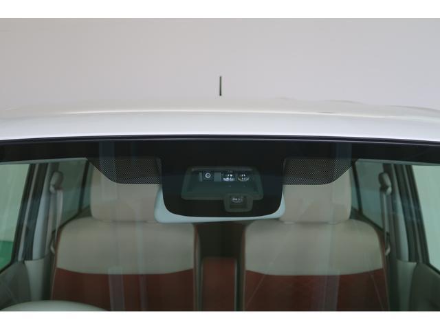 【安全装置】単眼カメラとレーザーレーダーを併用して前方の障害物等を認識する『デュアルセンサーブレーキサポート』を搭載！免許を取ったばかりの初心者さんからベテランさんまで、付いていてうれしい装備です☆