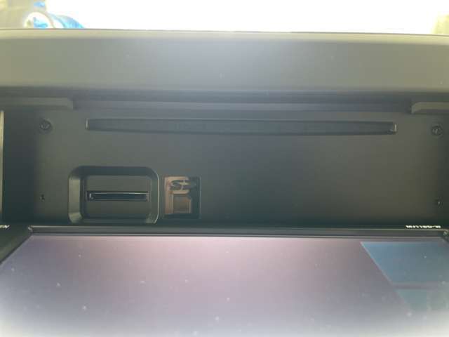 【スピードメーター】メーターがシンプルで見やすく運転しやすいですね！