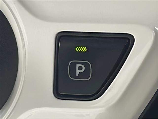 【運転席操作部】快適なドライブを楽しむための機能が装備されています！運転席から触れるので、使いやすいです！除菌プランいれていただくと、さらに清潔で安心していただけます！