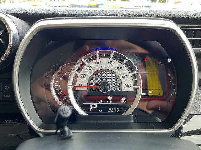 サービス工場完備でアフターも安心♪　資格を持った優秀なメカニックがまごころ込めて整備致します！！安心してカーライフをお楽しみ下さい♪　車検も安い！！安心♪のチューブ小川店にお任せ下さい！！