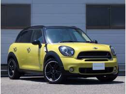 ガソリンターボモデルの4駆モデルのサンライトは限定50台と大変流通量が少ないモデルです。