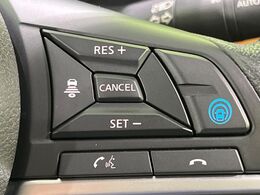 【プロパイロット】高速道路での長距離走行が楽に！！渋滞時と巡回走行のシーンで、アクセル・ブレーキ・ステアリングを自動で制御し、長距離運転の負担を軽減してくれます♪