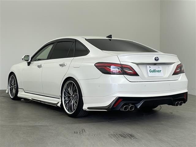 ・Toyota Safety Sense・プリクラッシュセーフティ・レーントレーシングアシスト［LTA］・レーダークルーズコントロール（全車速追従機能付）・ロードサインアシスト［RSA］