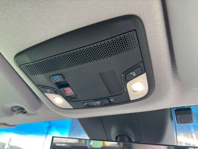 ご納車前には、お車の整備を実施し、ご納車させて頂いております。整備内容は、車両によって異なりますので、お気軽にお尋ねください。