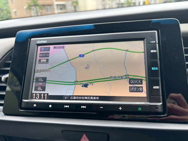 メモリーナビゲーションが装備！これで、道に迷うことがありませんよ。住所検索や電話番号検索で、簡単に目的地検索が可能なんです。是非、ご来店して頂き、操作してみてください。