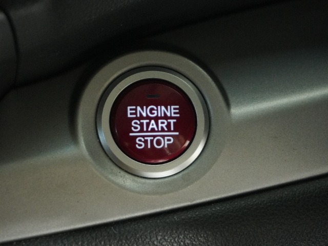 ◆プッシュスタート◆ボタン1つでエンジンを掛けたり止めたり出来るって便利ですよね！