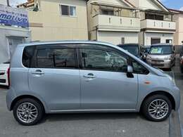 当店総額表示推進店です！総支払額にて購入可能です！不透明な諸費用は頂きません。お支払い総額は、車検費用・自賠責保険料・点検整備費用・名義変更料・消費税込の金額ですのでご安心下さい。