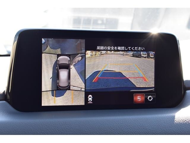 アラウンドビューモニター！ドライバーが目視できない視点からの映像を表示し、駐車・走行時の安全性と利便性を向上させます！