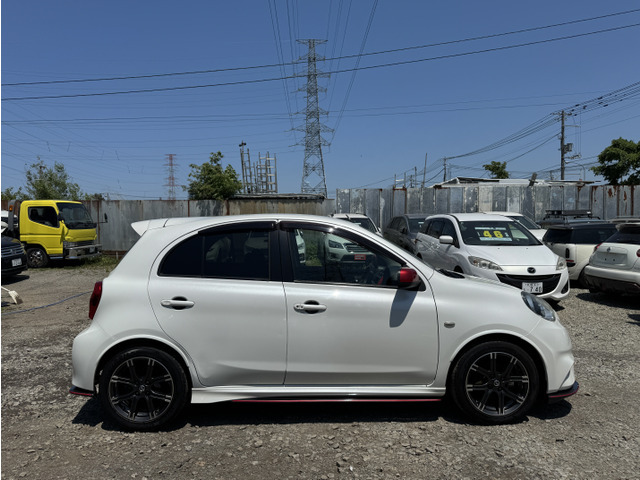 ご購入後のオイル交換やタイヤ交換などの日常メンテナンス、車検や事故対応のご相談ももちろんOKですドレスアップやカスタマイズもお任せください車好きの当社スタッフが親身にご要望にお答えします。