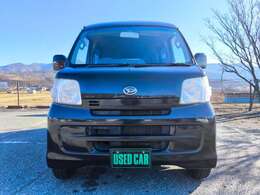 当店のお車は、指定の認証工場にて点検を行っております。また、第三者保証にて全車全部位保証をご用意しております。3つの保証プランを用意しておりますので詳しくはスタッフまで！！