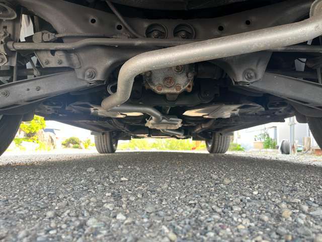 下回りの状態は非常に良好です