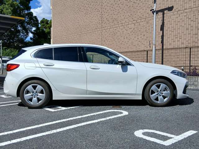 車両販売以外にも整備や車検、鈑金、ドラレコや社外ナビ取り付け、ガラスコーティング施工なども専門店ならではの安心価格にて対応可能です。