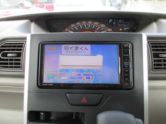 ナビゲーションは走行中にTV映ります。