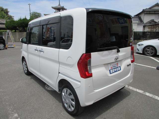 左右リアドアスライドなので乗り降りや荷物の出し入れが簡易です