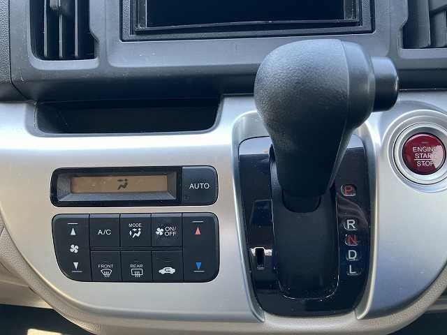 掲載後わずか1日で売れてしまう車も多いです！売約済みだとご迷惑をお掛けしてしまう為、ご来店の際は事前に　電話番号　0078-6002-230748　　へご連絡を♪