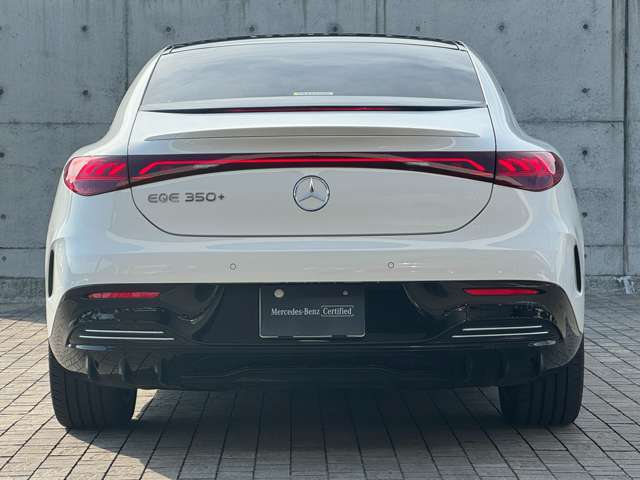 メルセデス・ベンツの定める厳しい基準をクリアしたお車のみをご案内させて頂いております。アフターサービスもご安心下さい。メルセデスのために開発された最新鋭設備の専用工場を整えております。
