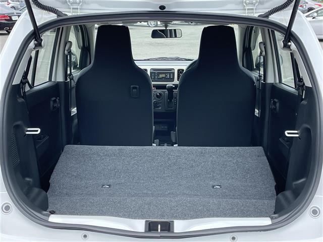 乗せる人数、荷物によってシートをアレンジすれば、ダンボールなどの大きい荷物や、釣り具などの長尺物も載せられそうですね！