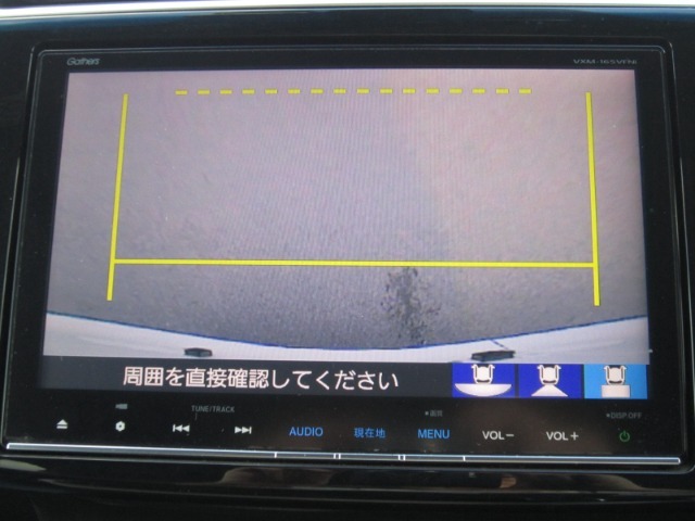 純正メモリーナビとバックカメラ付☆bluetoothオーディオでドライブも好きな音楽を聴いて楽しめます。TV視聴も可能です☆