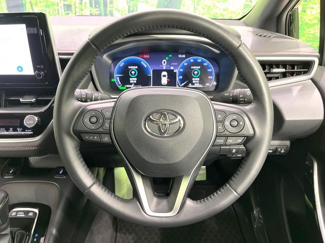 【ステアリングスイッチ】運転中、前方から目線をそらすことなく、オーディオ等の操作が可能な便利機能！安心＆快適なドライブを演出してくれます♪