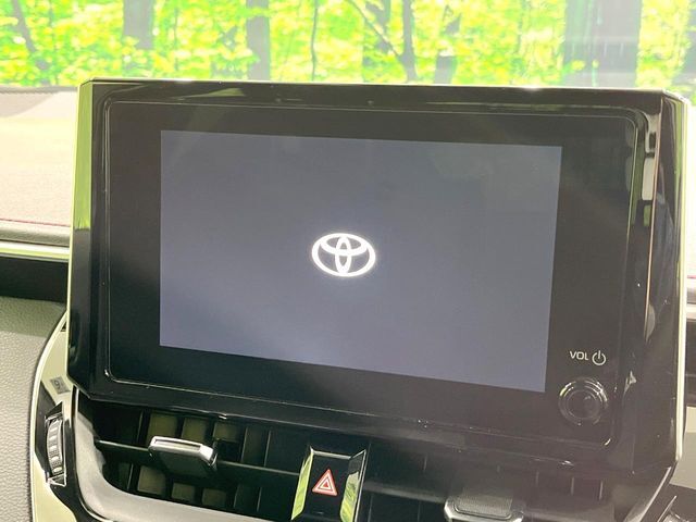 【8インチ　ディスプレイオーディオ】大画面のディスプレイはAppleCarPlayやAndroidAutoが利用可能。大きな画面でスマホナビアプリ等が利用いただけます♪