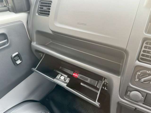 ご納車までの代車もご用意させて頂きます！事故や故障ですぐにでもクルマが必要な方も安心して当店車両をご検討下さい！