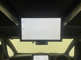 【後部座席操作部】『後部座席周辺の装備』の画像になります。写真の内容に関してご不明点、ご質問等がございましたらお気軽にガリバー店舗までお問い合わせください。