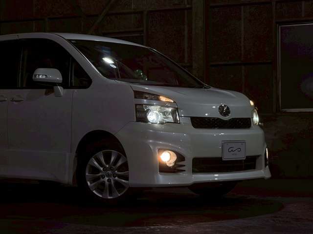 ★元々、ヴォクシーの先代は、「タウンエース」「ライトエース」という商用車が先祖に辺り、頑丈な設計に加え、後輪駆動となっており、ミニバンを世に広めた「ノア」「ヴォクシー」は様々な改良が施されました★