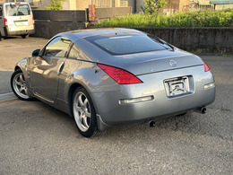 当店では、ハイエースの車両を多数掲載しております。さまざまなモデルや仕様のハイエースをご覧いただけるので、ぜひ一度ご確認してみてはいかがでしょうか。ご希望の条件に合った車両が見つかるかもしれません！